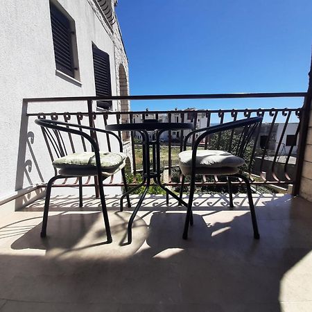 Apartments Ana Podstrana Luaran gambar