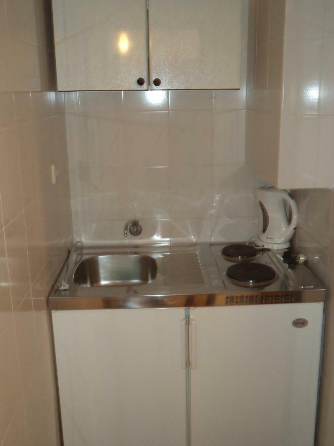 Apartments Ana Podstrana Luaran gambar